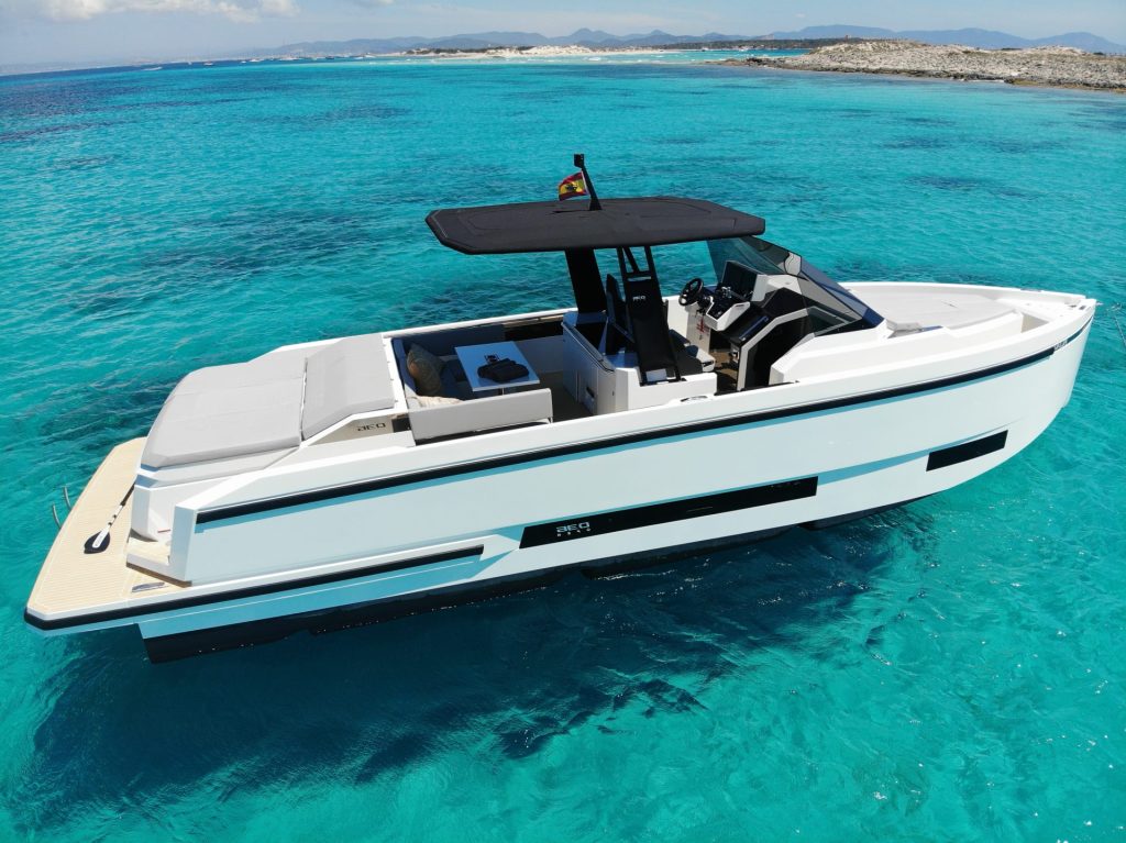 yacht d36 dust e1722342742616
