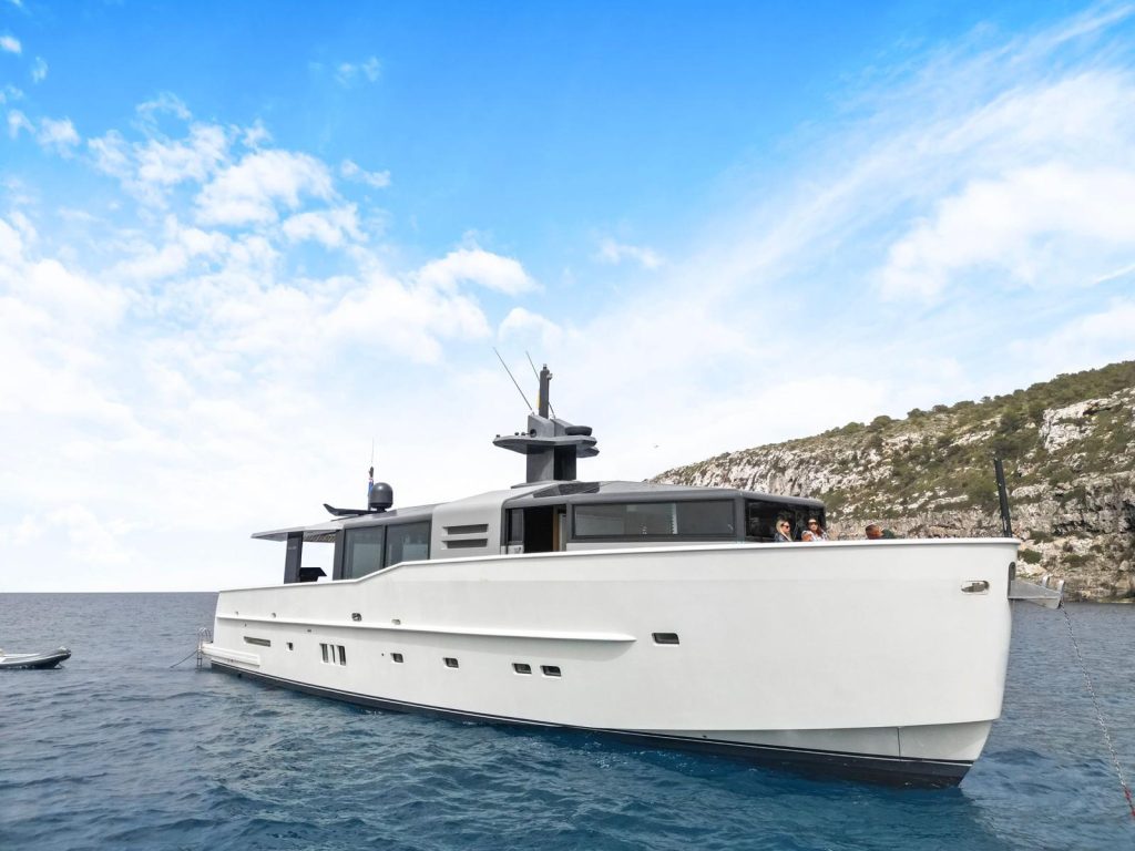 yacht arcadia 85 eternity 44 34