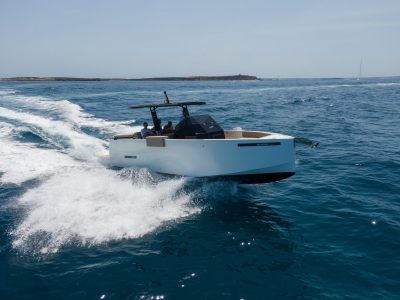 DeAntonio 28 - Boats4Rent-19