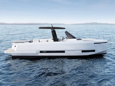 DeAntonio Yachts D32 Toretto NEW 2024 Charter Ibiza www.deantonioyachtsibiza.com IBIZA CHARTER 3