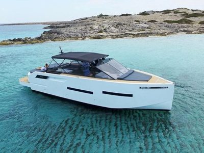 DeAntonio Yachts D46 Open VALENTINA Charter Ibiza www.deantonioyachtsibiza.com 2