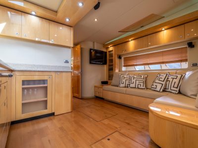 SeaRay-55-Interior-1
